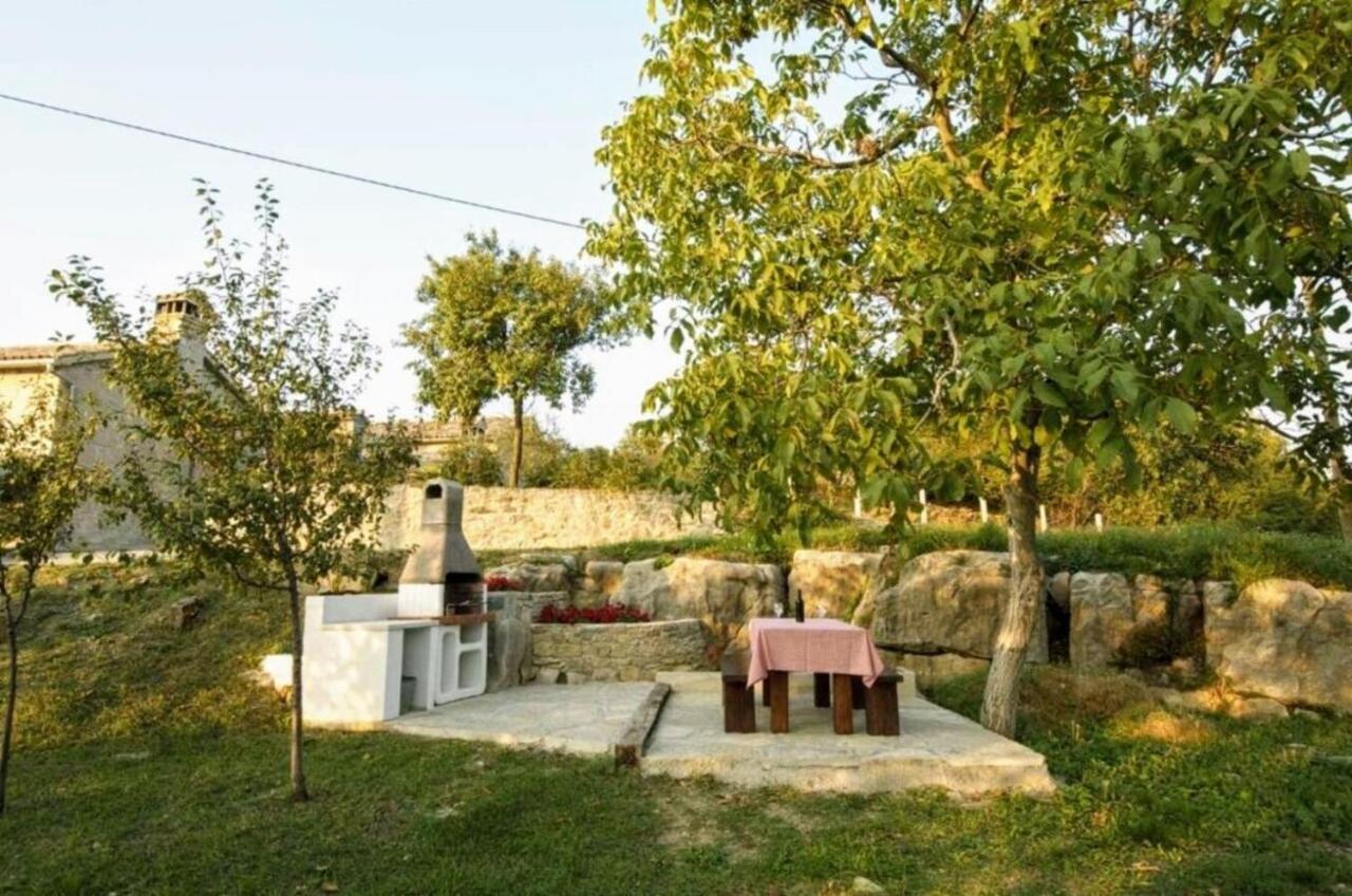The Grandview Residence Buzet Εξωτερικό φωτογραφία